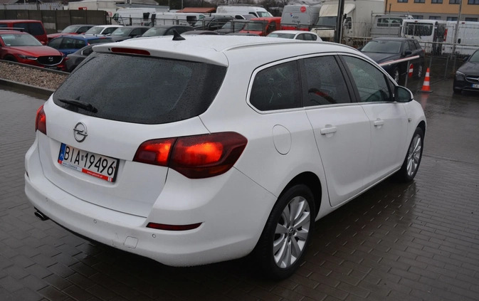 Opel Astra cena 20900 przebieg: 264000, rok produkcji 2011 z Tarnowskie Góry małe 172